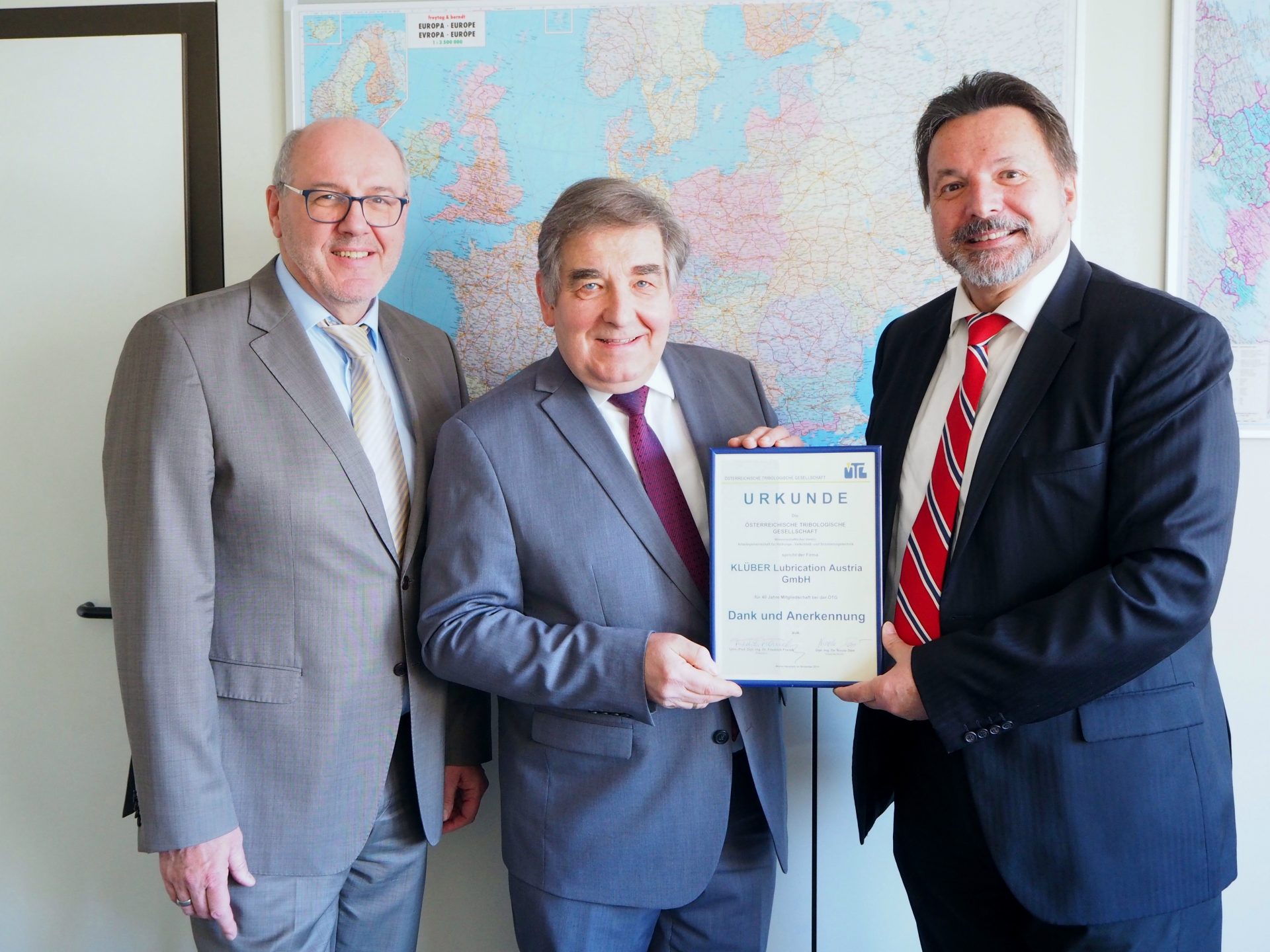 Read more about the article Ehrung für KLÜBER Lubrication Austria GmbH – 40 Jahre ÖTG-Mitglied